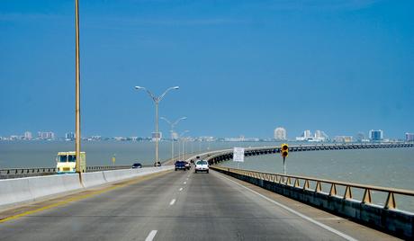 8 hermosas islas en los EE. UU. A las que puedes conducir Isla del Padre