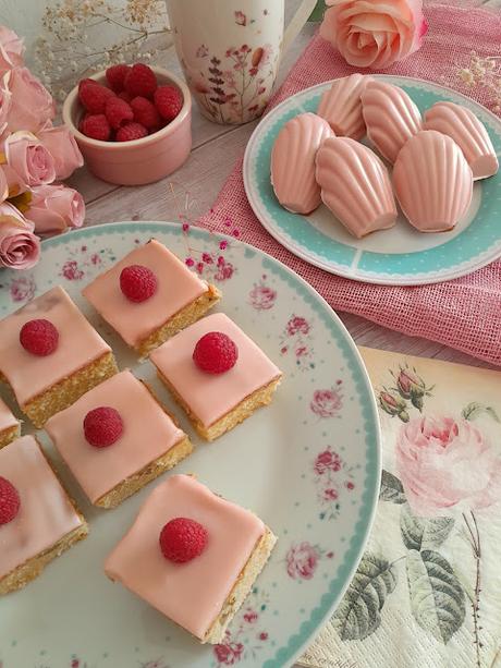 Desayuno Barbie: Madeleines & Pastelitos de Chocolate Blanco