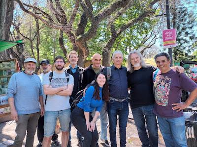 La mesa Beatle: Continuidad de los parques La mesa Beatle: Continuidad de los parques