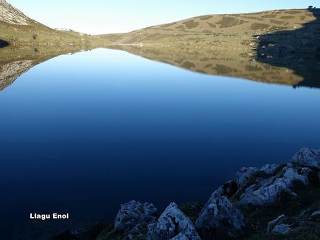 Vega Enol-Vegarredonda-Mirador de Ordiales-El Porru la Cueva Armada-El Jayáu