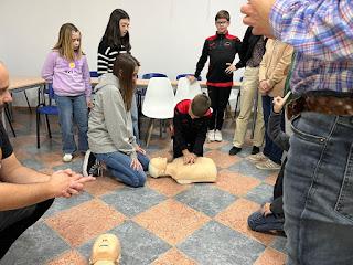 Taller de Soporte Vital Básico y Primeros Auxilios Taller de Soporte Vital Básico y Primeros Auxilios