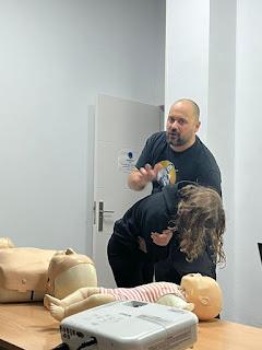 Taller de Soporte Vital Básico y Primeros Auxilios Taller de Soporte Vital Básico y Primeros Auxilios