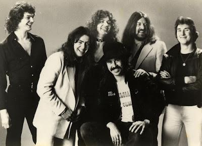 Whitesnake - Long way from home (1979)