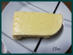 Tarta de queso con mango