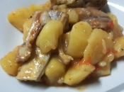 Patatas guisadas costilla