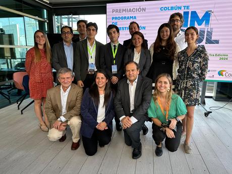 Programa “Colbún te Impulsa” premia a estudiantes por proyectos de investigación en derecho eléctrico, hidrógeno y aguas Colbún Te Impulsa 3