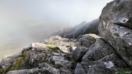 Descendiendo de Peña Ubiña Pequeña