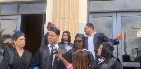 Fiscales paralizan labores por mejoría salarial y ascensos en RD.