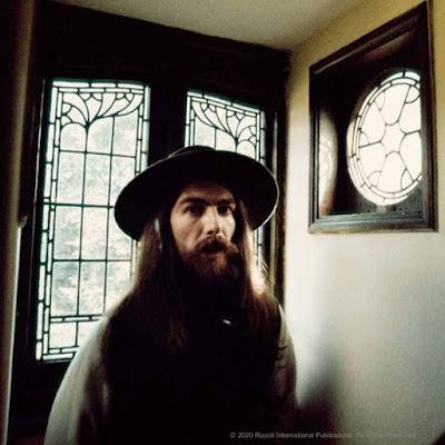 23 Años sin George Harrison.