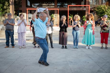 GAM_Lavelocidaddelaluz04