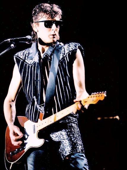 Efemérides del Rock y Heavy Metal: Qué pasó un 01 de Diciembre