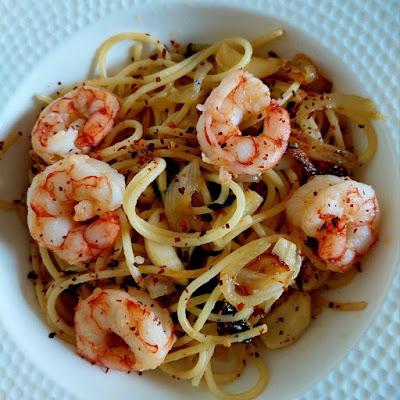 ESPAGUETIS CON GAMBAS