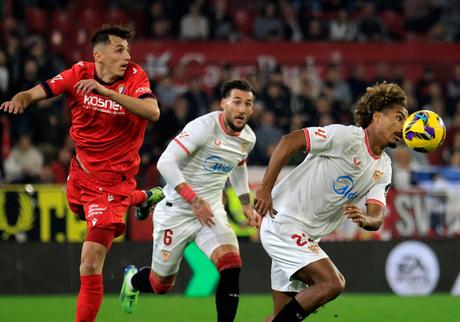 Crónica Sevilla FC 1 - Osasuna 1 Crónica Sevilla FC 1 - Osasuna 1