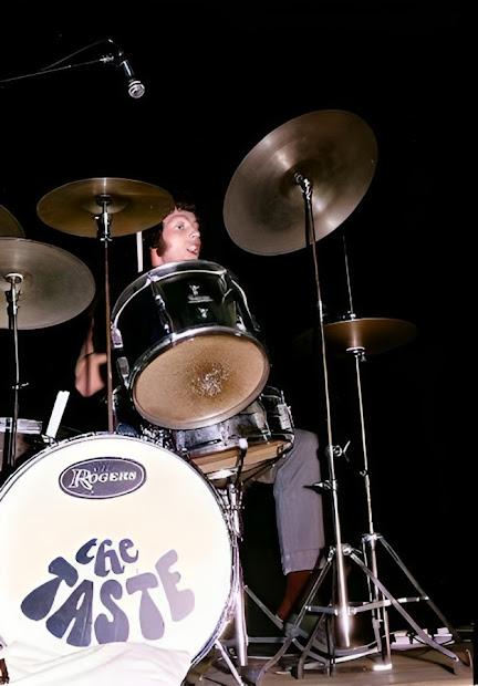 Efemérides del Rock y Heavy Metal: Qué pasó un 03 de Diciembre