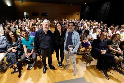 Ledicia Costas: Pel de cordeiro + Siete dientes de león