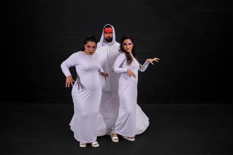 Diana Ahumada (Bruja 2), Víctor Muñoz (Hechicera), Catalina Lasalle (Bruja 1)