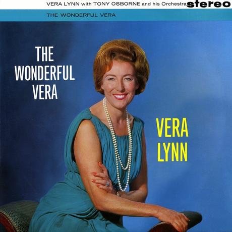 Vera Lynn: La voz que desafió el tiempo y unió corazones 7