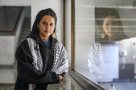 Entrevista a Safia El Aaddam «El racismo no surge de la ignorancia, es un ejercicio consciente»