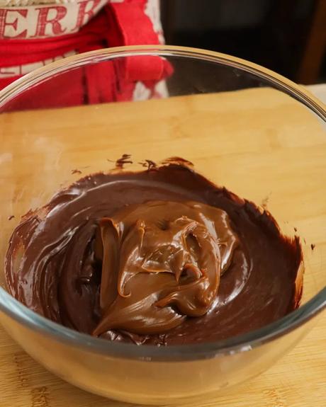 chocolate fundido con dulce de leche