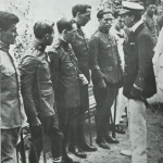 1922: S. M. el Rey Alfonso XII en el hospital de Adarzo para heridos de la Guerra de África