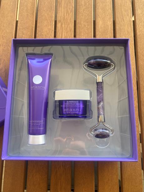 El mejor regalo de Navidad madres es el cofre Regenerador nocturno de Atashi