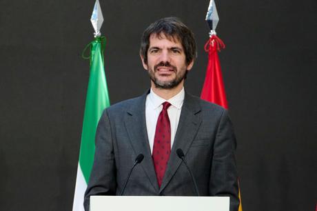 Ernest Urtasun y la importancia para España de la FIL Guadalajara