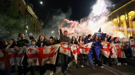 Las protestas en Georgia: Otra disputa por el poder global