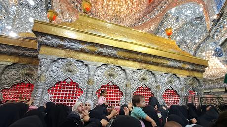 IRAK : KERBALAH Y LA FIESTA DE LA HIJA DEL PROFETA IRAK : KERBALAH Y LA FIESTA DE LA HIJA DEL PROFETA