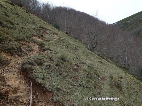 La Reboḷḷada-Cuarmichán-La Sierra la Serrantina-L´Escureo-El Tornu