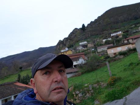 La Reboḷḷada-Cuarmichán-La Sierra la Serrantina-L´Escureo-El Tornu