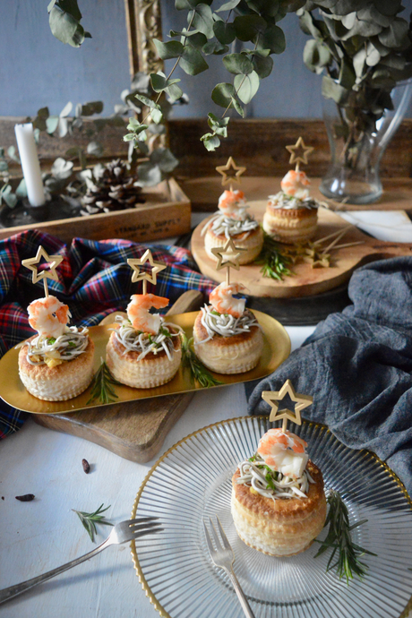 volovanes-con-revuelto-de-gulas-y-aceite-de-gambon