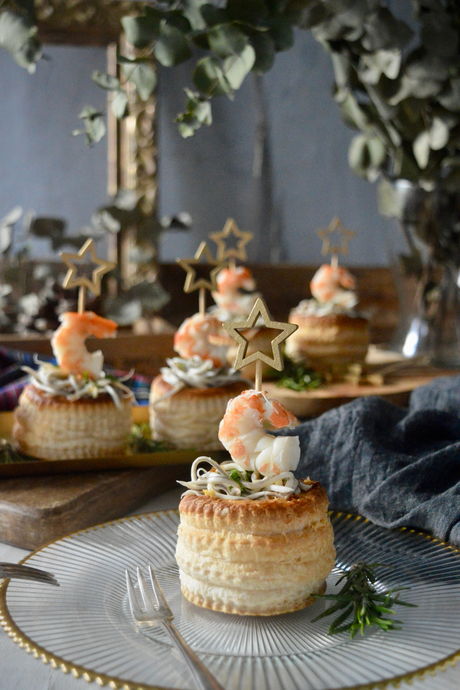 volovanes-con-revuelto-de-gulas-y-aceite-de-gambon