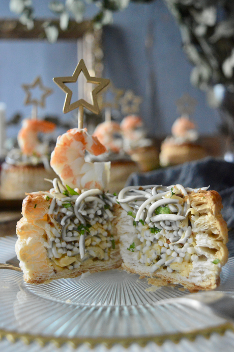 volovanes-con-revuelto-de-gulas-y-aceite-de-gambon