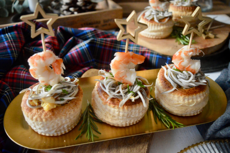 volovanes-con-revuelto-de-gulas-y-aceite-de-gambon