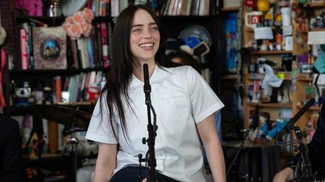 Billie Eilish presenta su Tiny Desk junto a su hermano FINNEAS Dua Lipa en Tiny Desk
