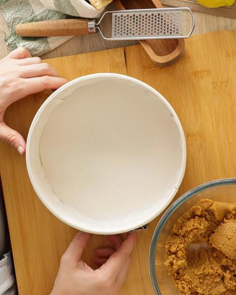 molde preparado para cheesecake