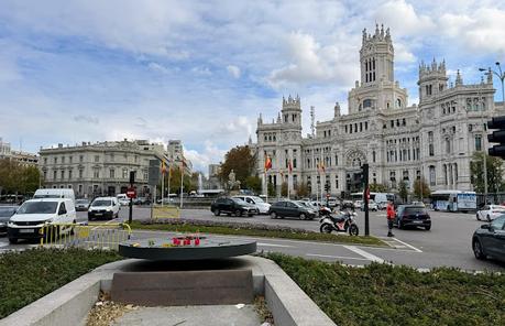 Covid: monumento a las víctimas
