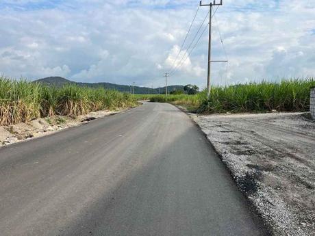 La Junta Estatal de Caminos entrega rehabilitación del camino Tambaca-Tamasopo