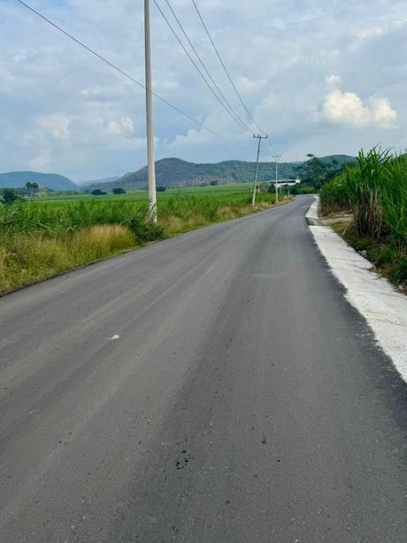 La Junta Estatal de Caminos entrega rehabilitación del camino Tambaca-Tamasopo La Junta Estatal de Caminos entrega rehabilitación del camino Tambaca-Tamasopo