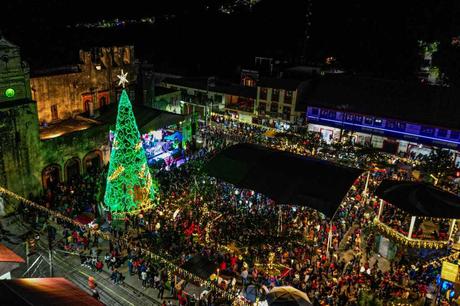 Ricardo Gallardo celebra la Navidad con posadas en Axtla, Xilitla y Aquismón