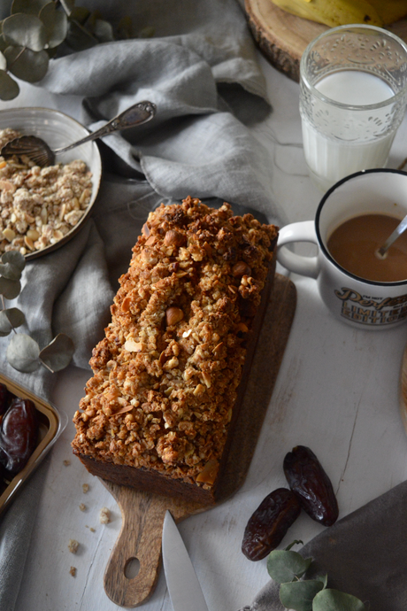 pan-de-platano-y-datiles