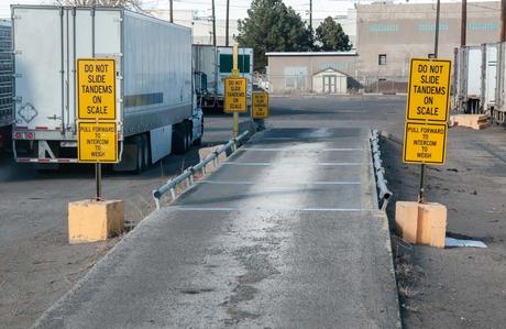 El impacto del pesaje industrial en la logística y la cadena de suministro