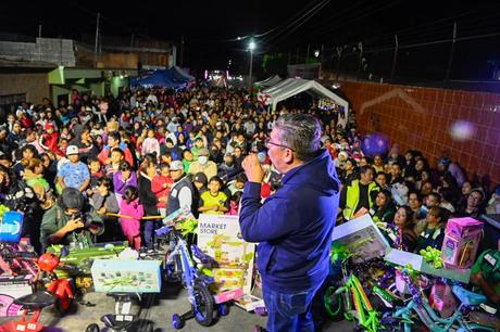 Soledad de Graciano Sánchez recibe la magia navideña con nuevos proyectos y apoyos sociales