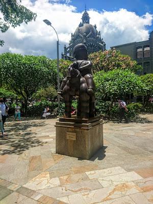 MEDELLIN: DIVERSION Y CULTURA