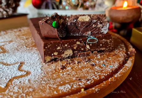 Turrón de tres chocolates con tropezones Turrón de tres chocolates con tropezones