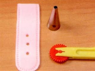 Paso a paso: Tarta bolso y sandalia con fondant