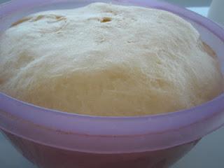 ROSENKUCHEN  DE CREMA