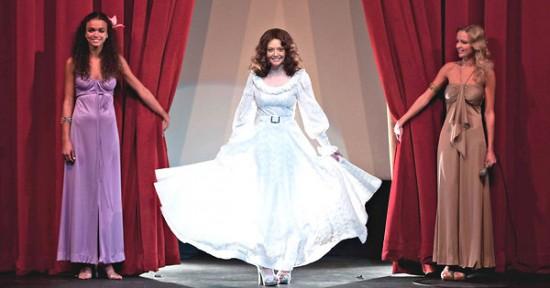 Amanda Seyfried como Linda Lovelace en Garganta Profunda y más