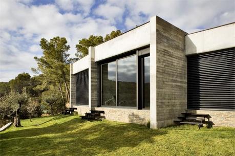 ARQ... MODERN HOUSE BY MARTA GARCIA-ORTE.