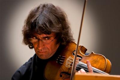 15 de Febrero - Yuri